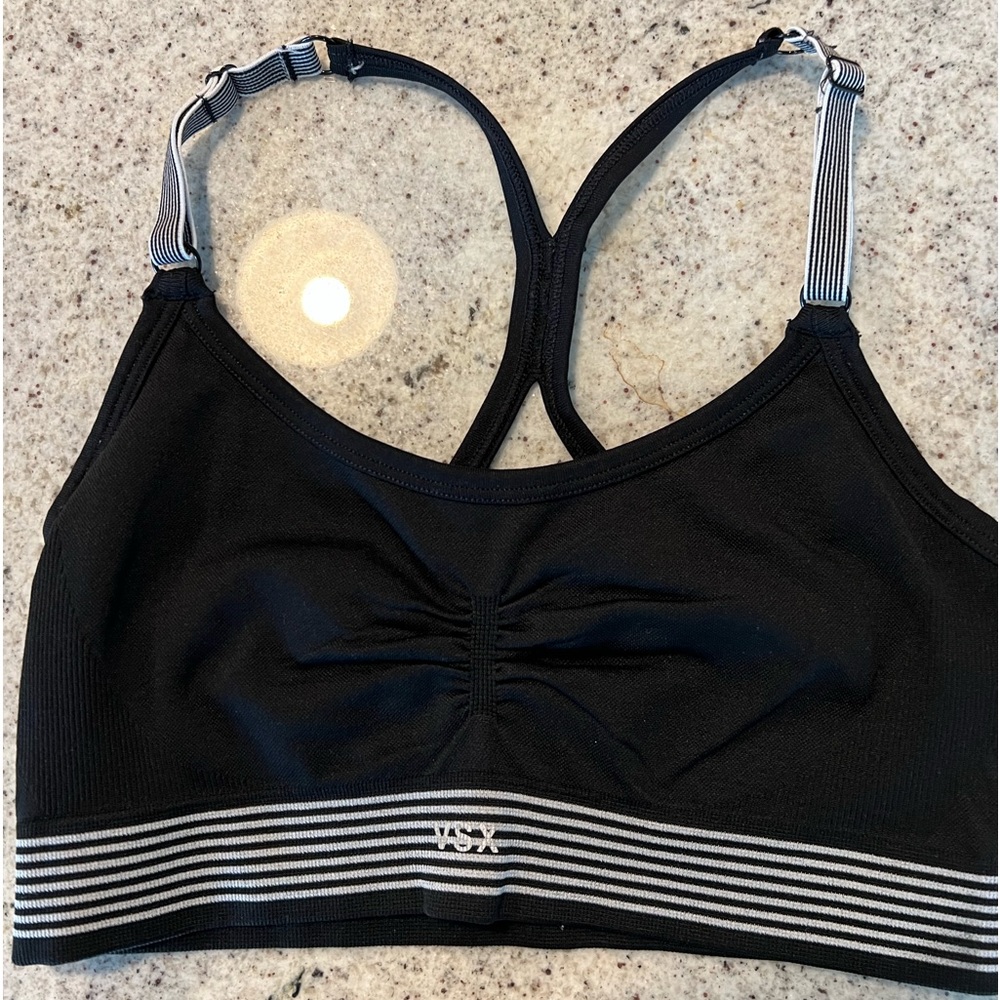 Victoria’s Secret Sports Bra Size Small - Picture 2 of 6